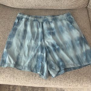 Mens Lululemom shorts